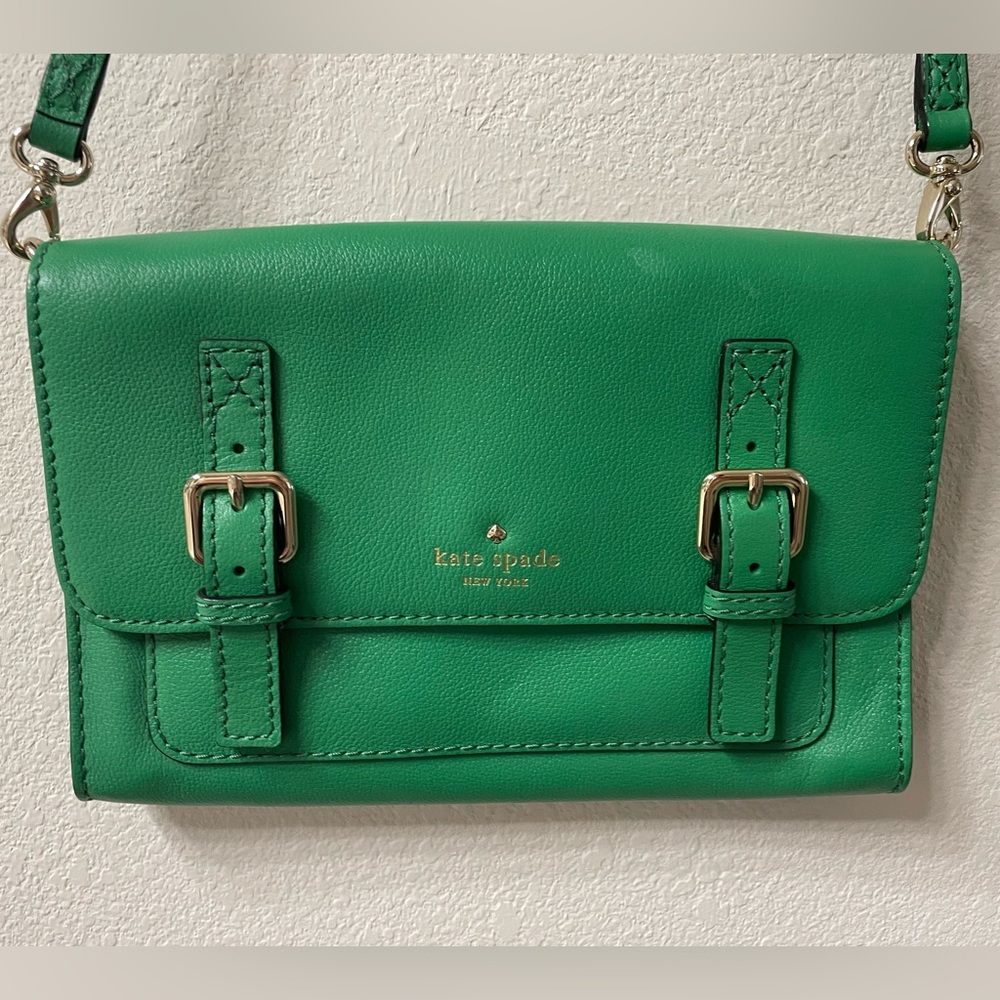 green Kate spade purse